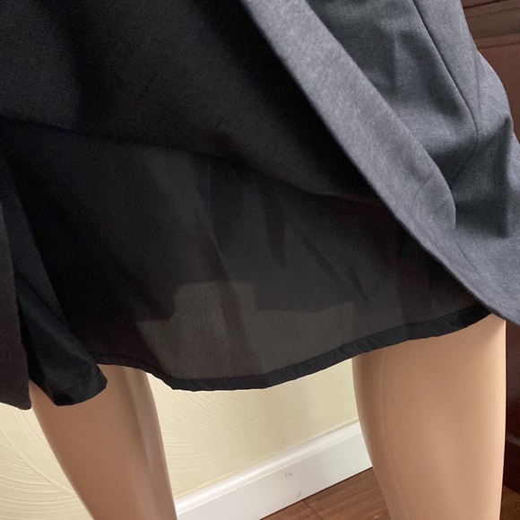Calvin Klein Skirt (LR1) - Picture 3 of 8